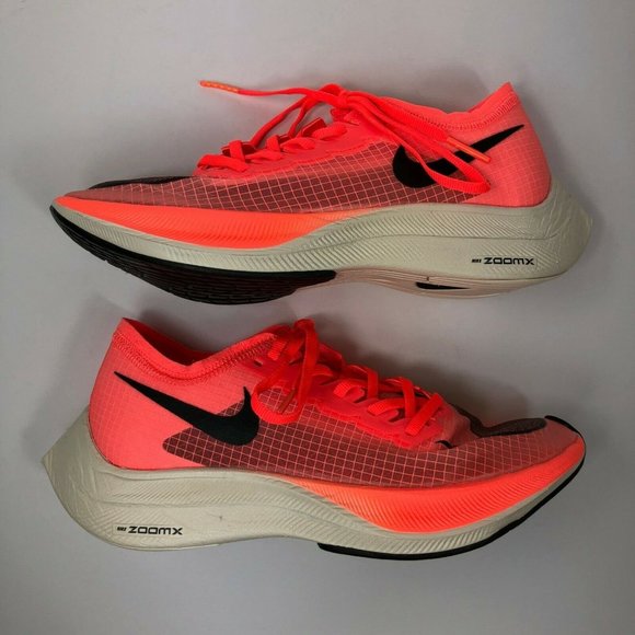 Nike ZoomX VaporFly Next% Athletic Running Shoes - Picture 2 of 8